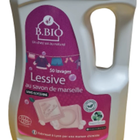 Des produits d'entretien bio - Au Local de Genas