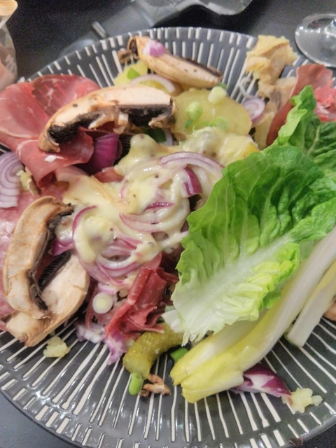 Pfiouuu la raclette chez moi c'est que du bonheur ! - Au Jardin du Bonheur