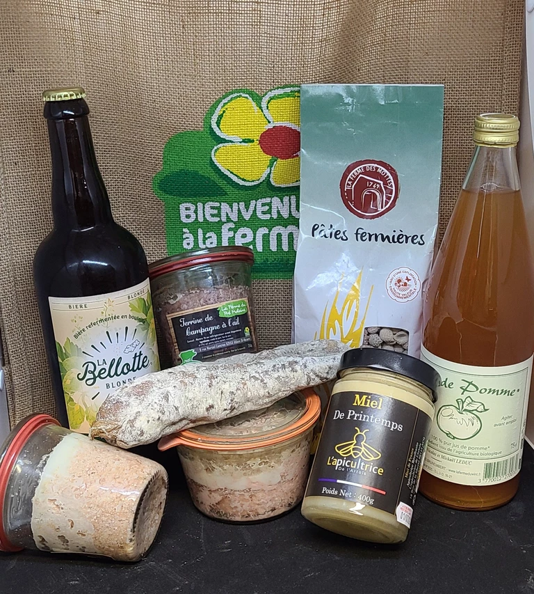 Offrir un panier gourmand, la bonne idée cadeau ! - Ferme auberge du Pré Molaine