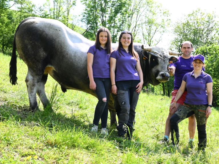 Notre engagement : élever, transformer sans artifice et partager avec le coeur. - Carnailles