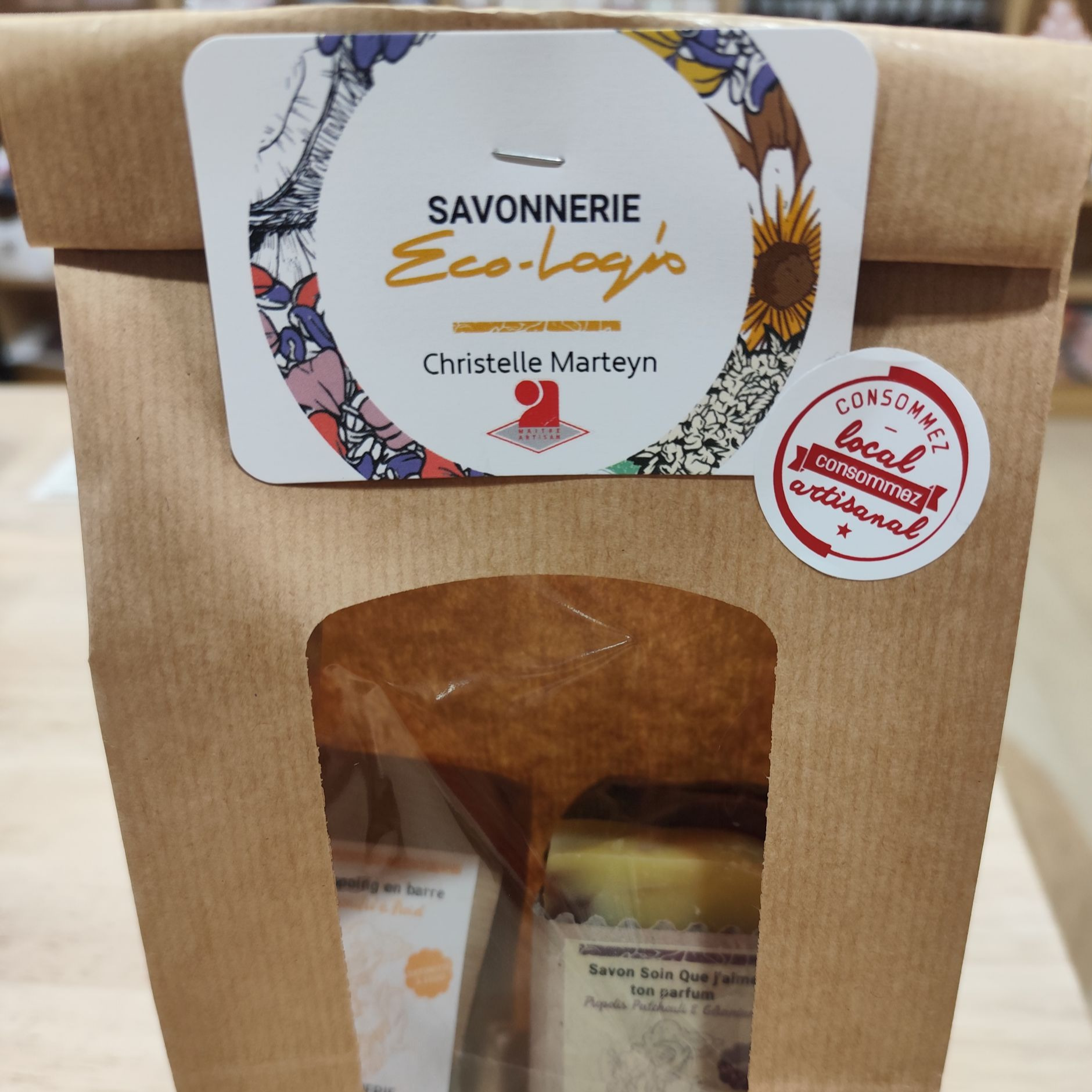 Coffret cadeau savons et shampoing - 348g