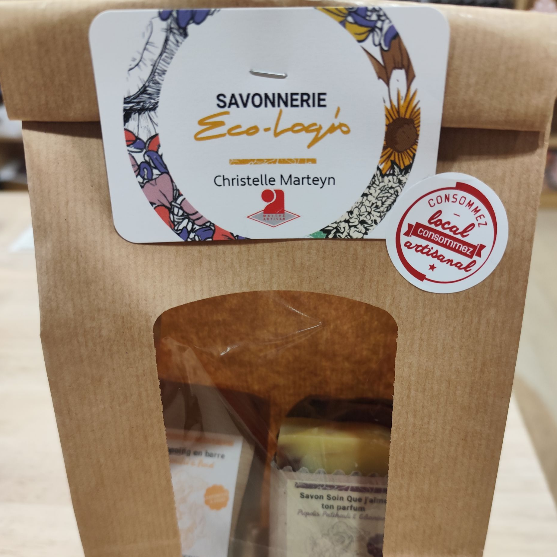 Coffret cadeau savons et shampoing - 348g