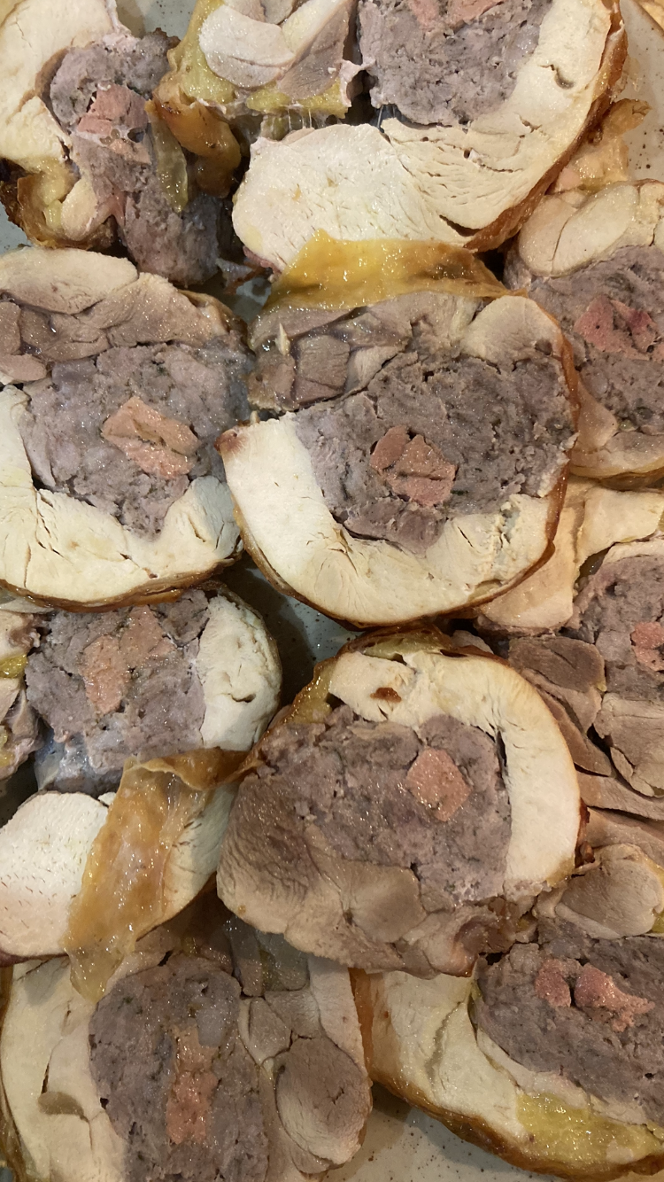 Roti De Chapon Farci Aux Cèpes Et Au Foie Gras - 1kg