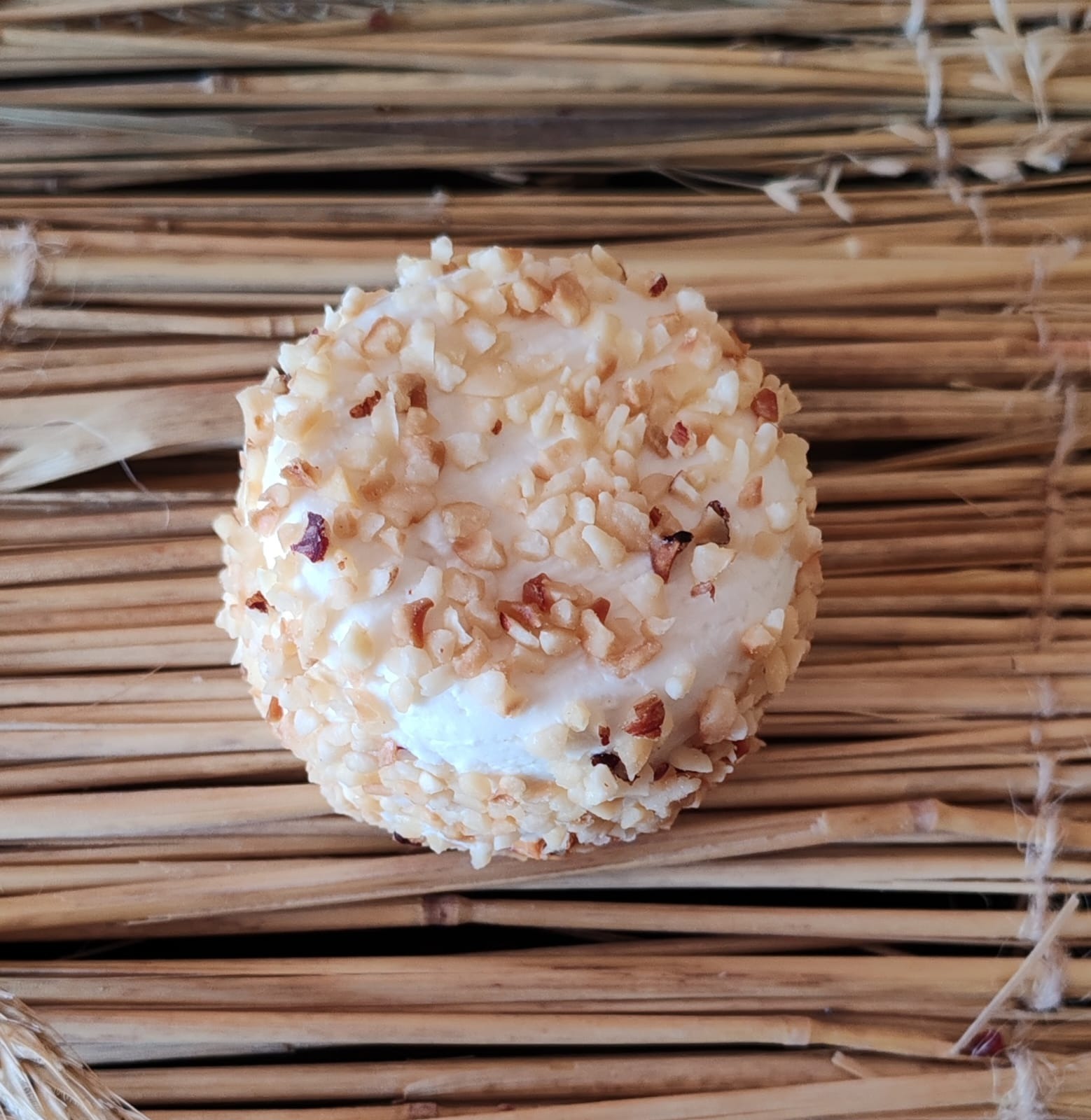 Crottin Aromatisé Noisettes Hachées Grillées