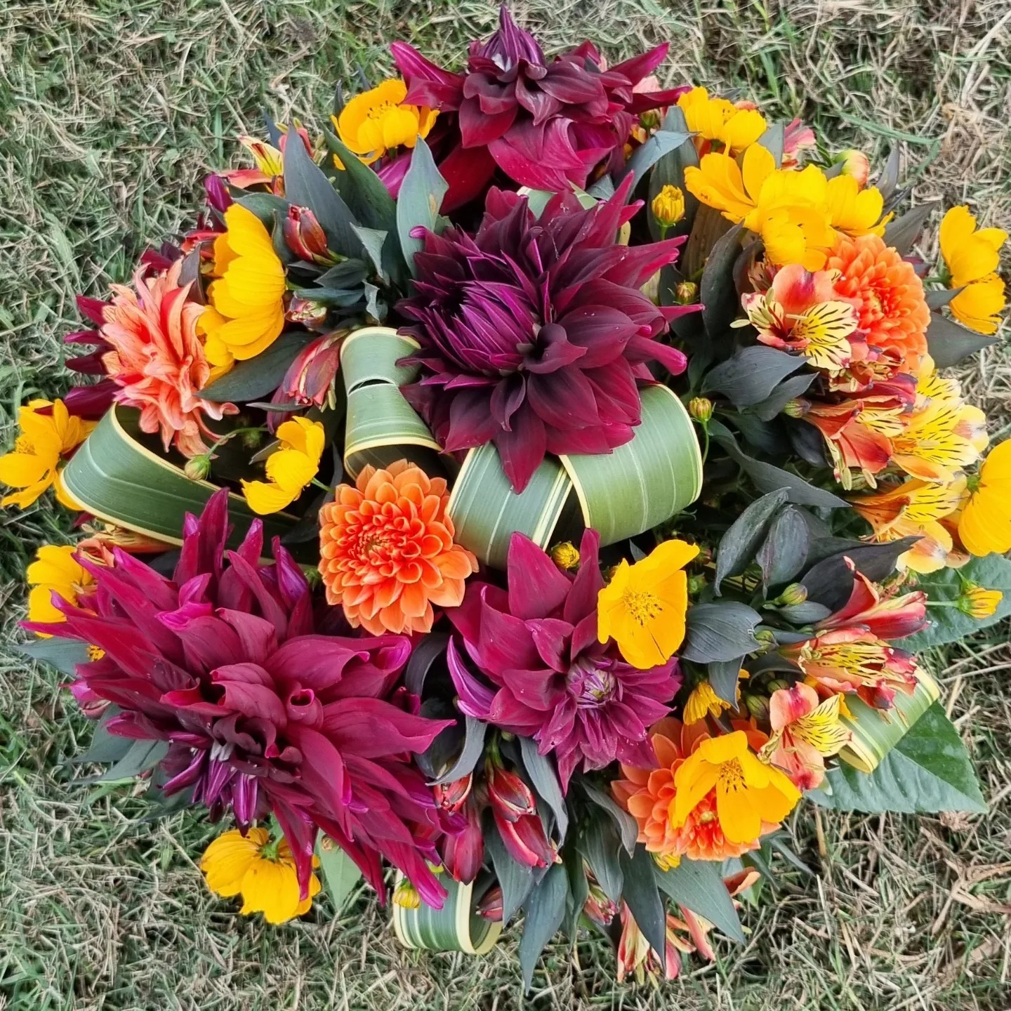 Bouquet de fleurs de saison coloré