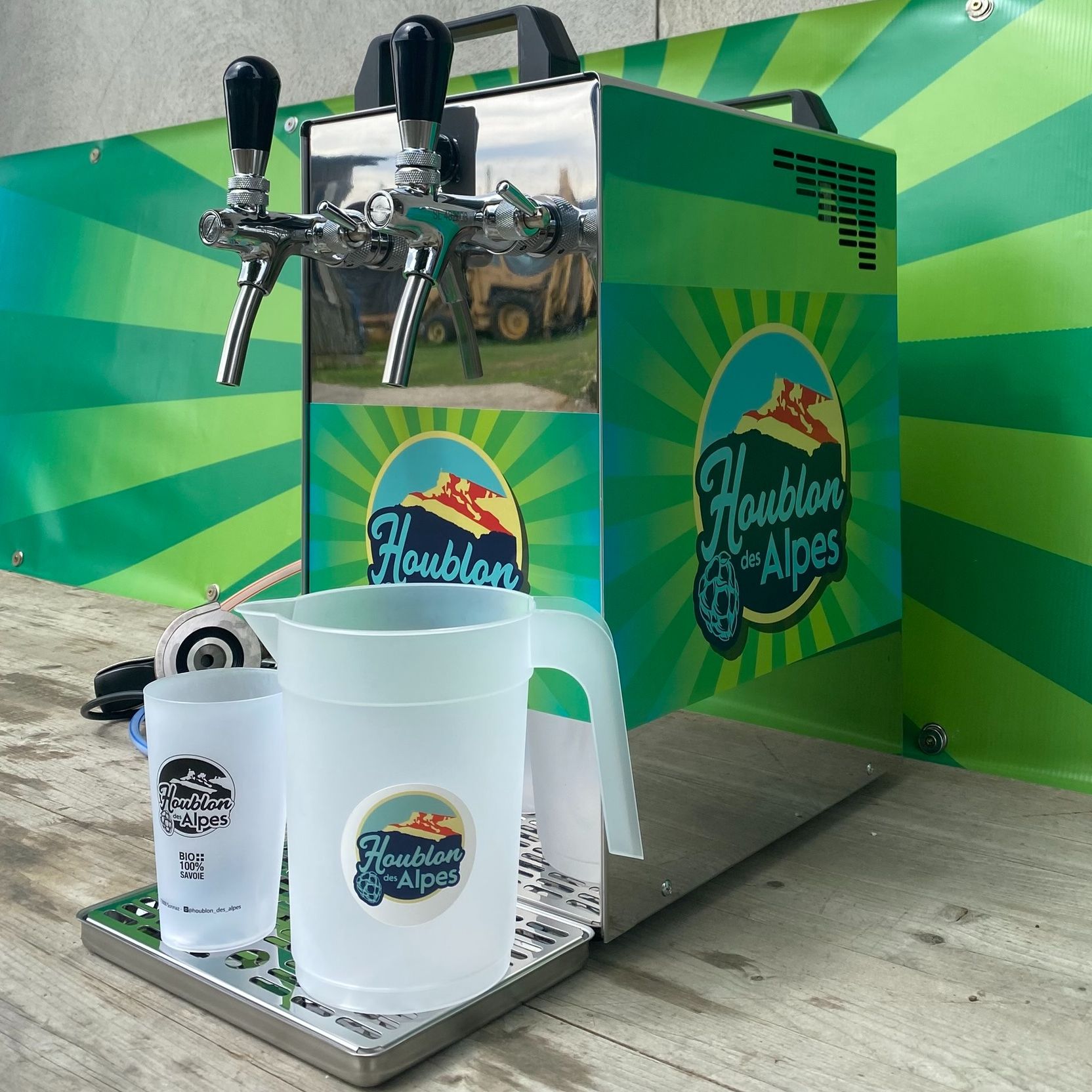 Tireuse à bière 2 becs 50 l/h - 35kg