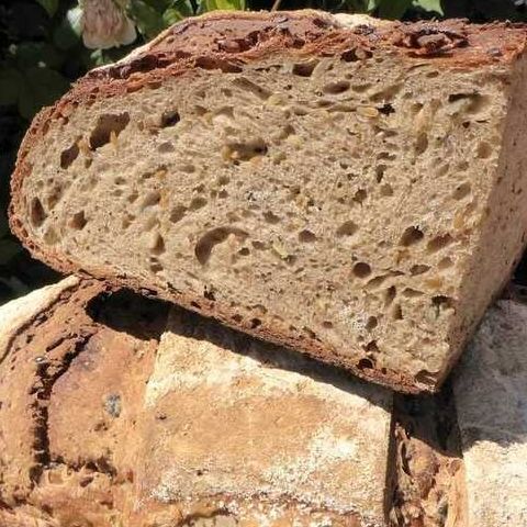 Pain aux graines (miche)