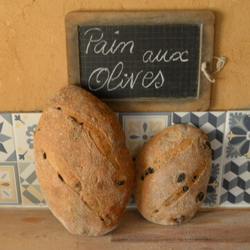 Pain aux olives