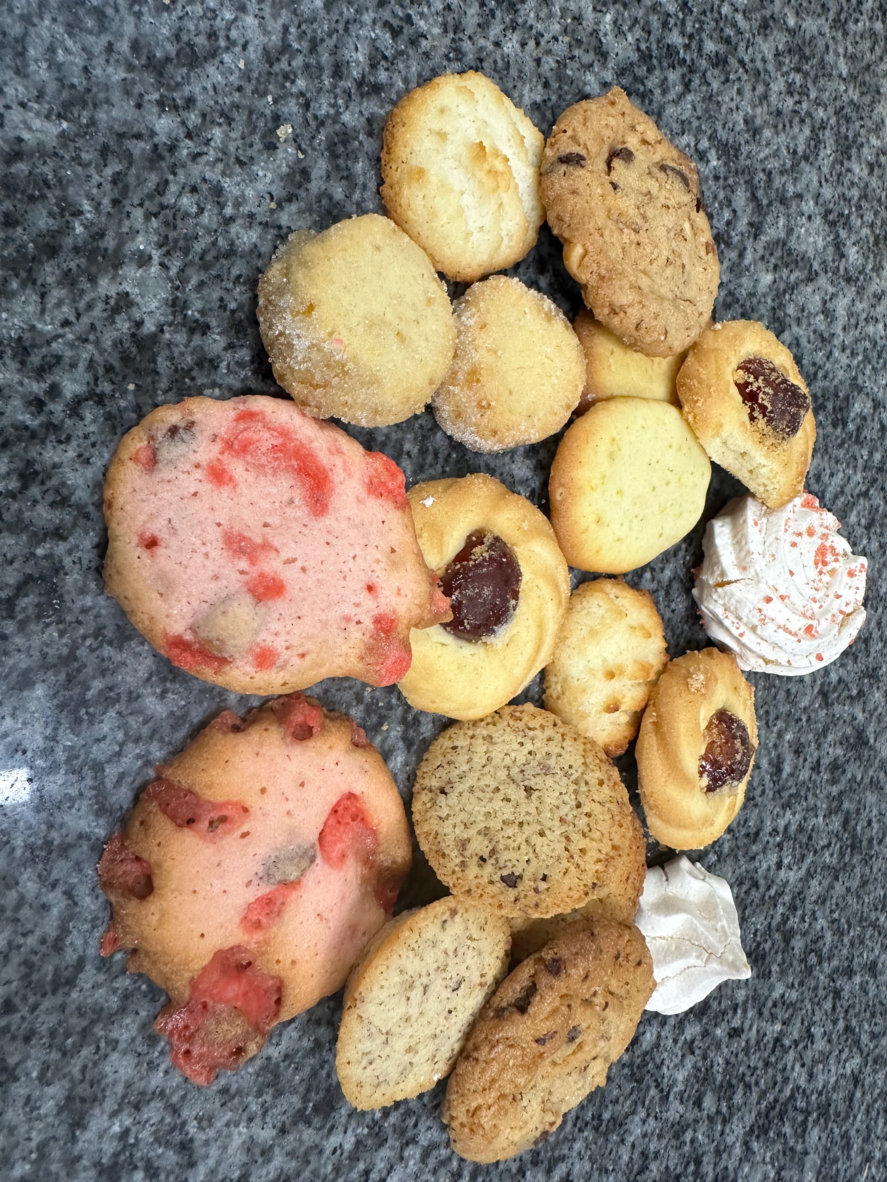 PETITS FOURS