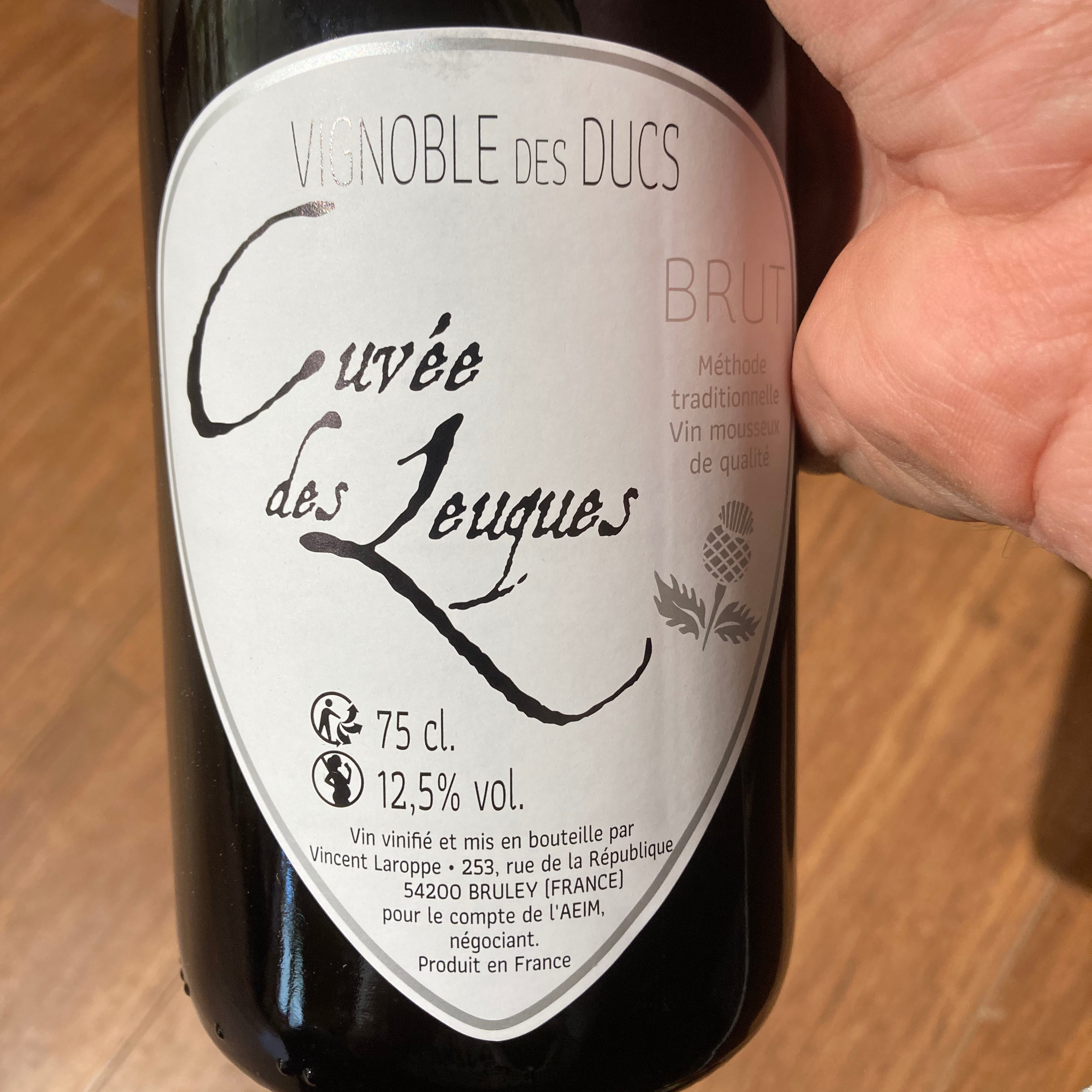 VIN PÉTILLANT VIGNOBLE DES DUCS