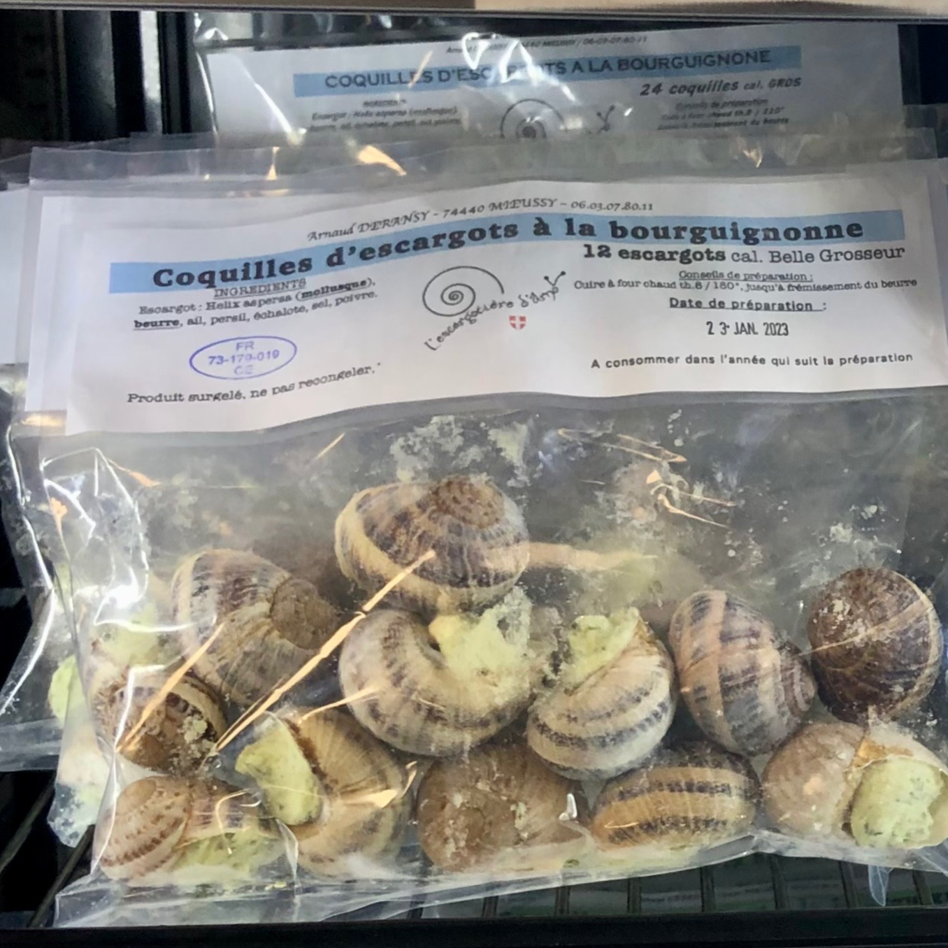 1 dz (12 Escargots) en Coquilles, beurre à la bourguignonne