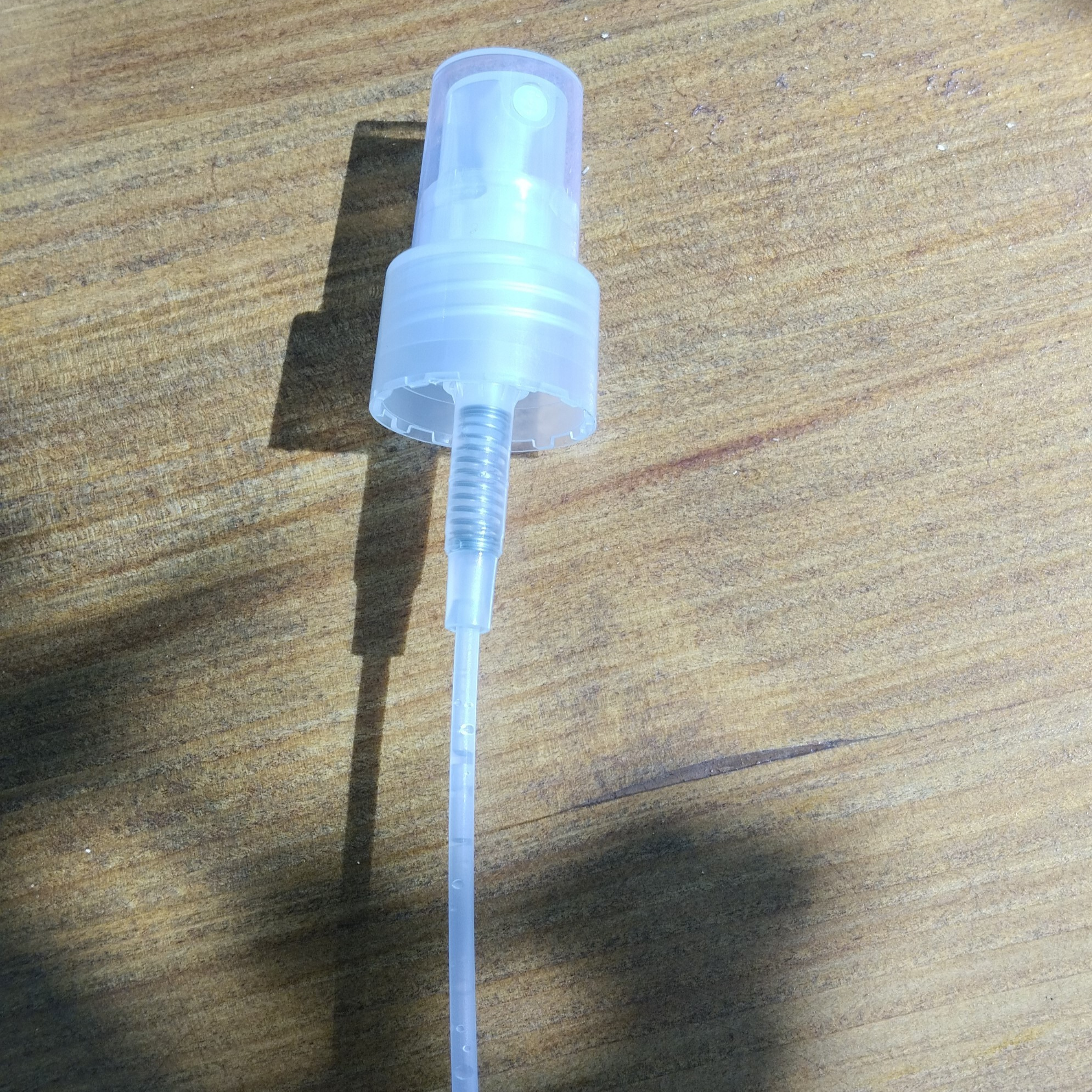 Hydrolat Pompe spray pour flacon 200ml - 10g