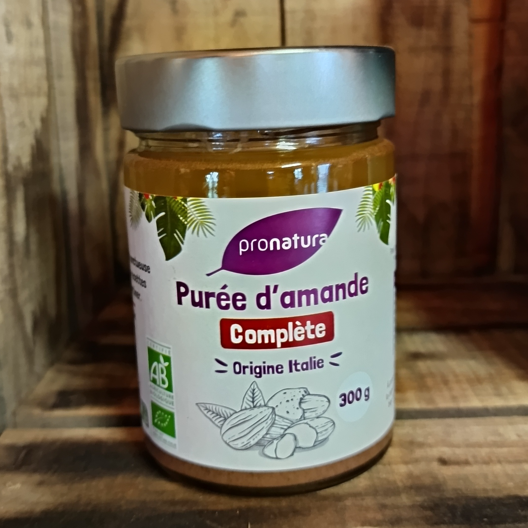 Purée d'amandes complète