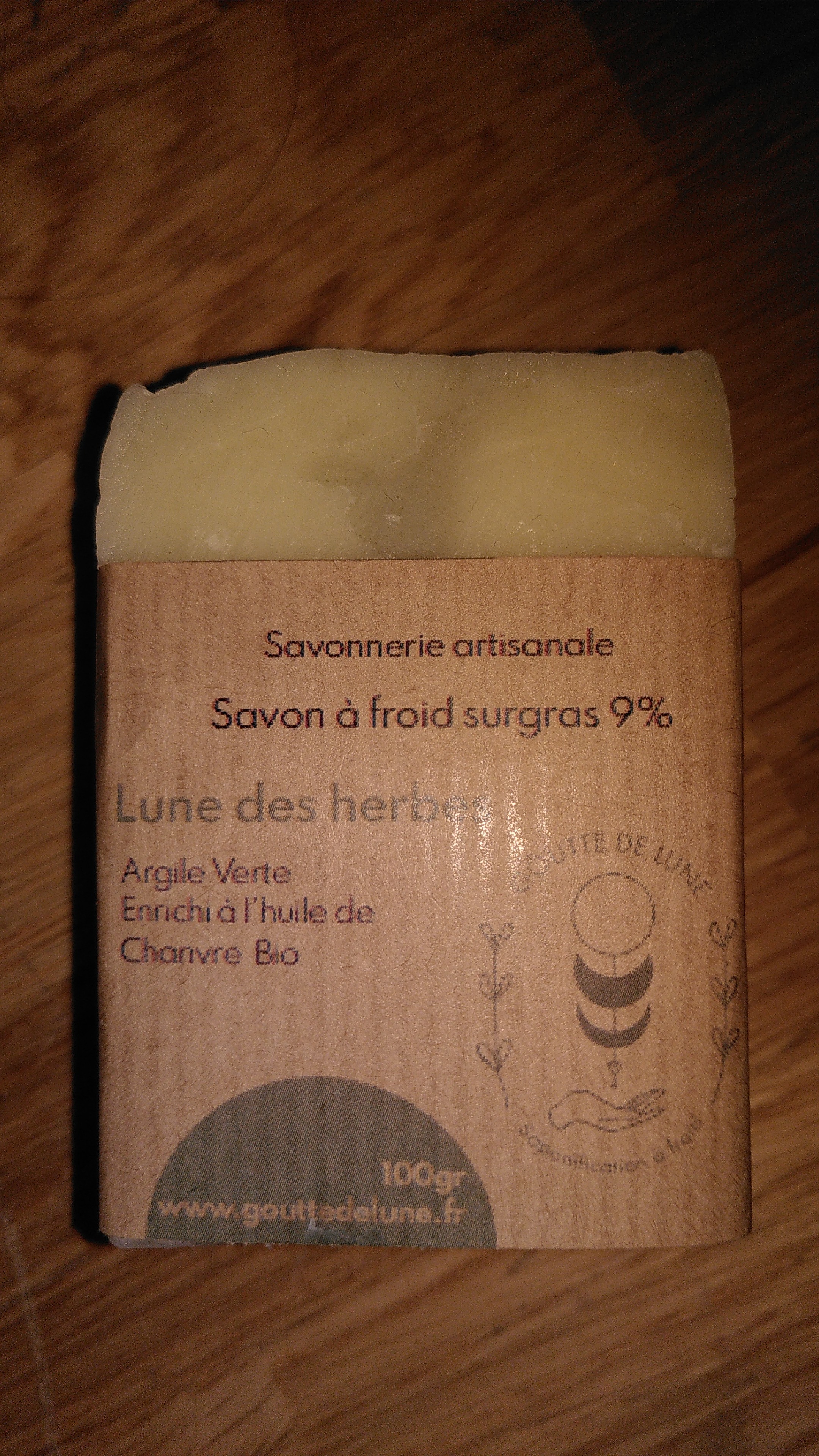 Savon lune des herbes