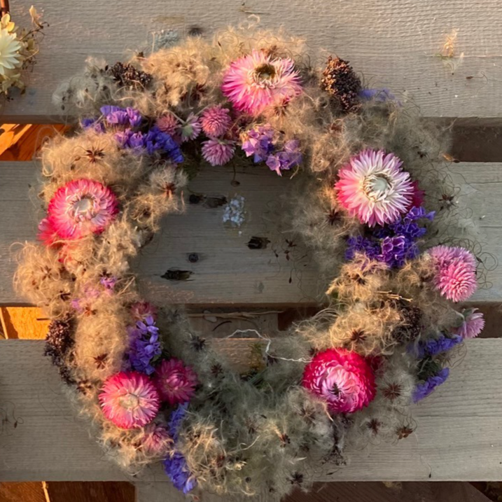 Couronne de fleurs séchées 1