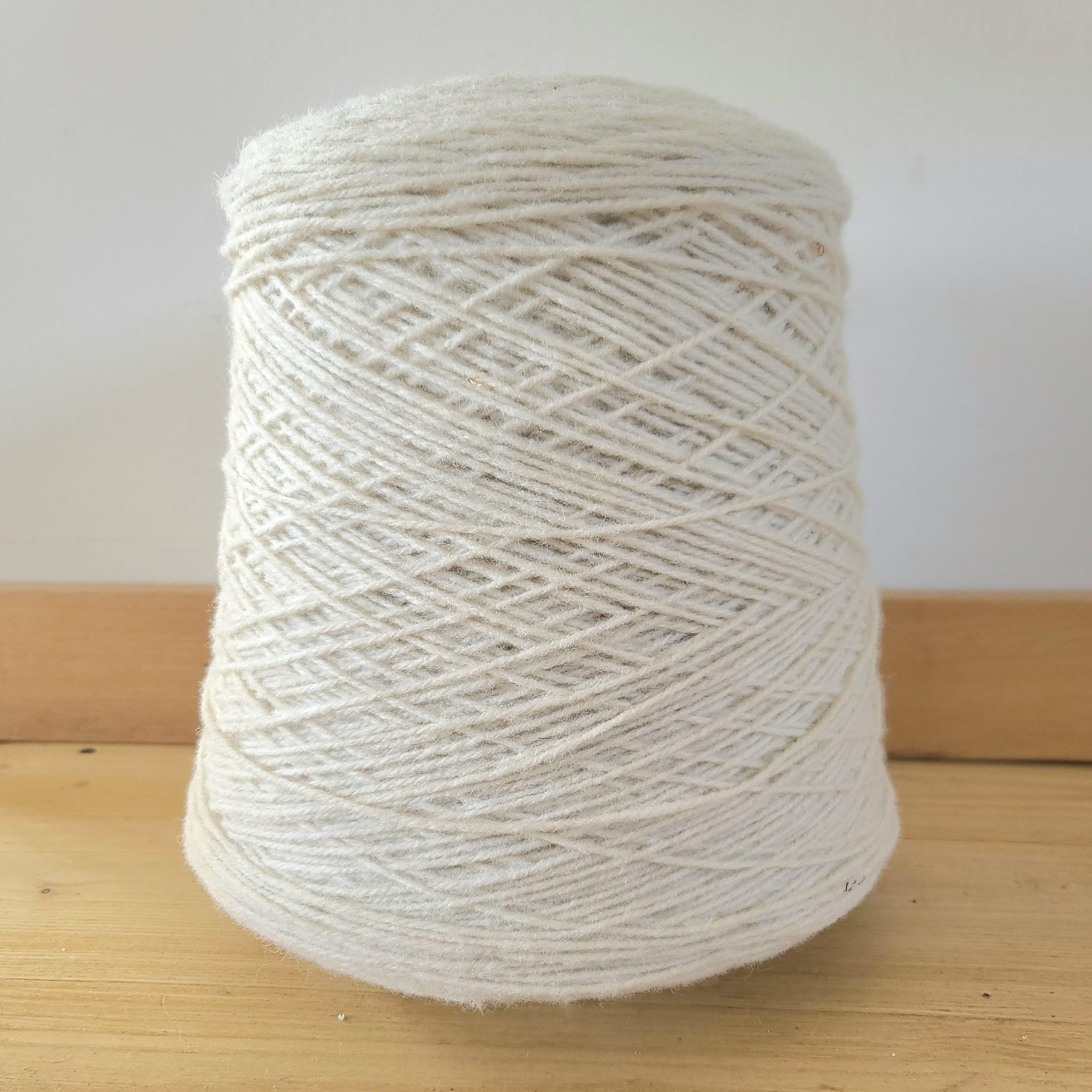 Fil de laine à tricoter, cône - 0,1kg