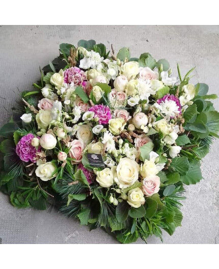 Coussin carré , le splendide 180€