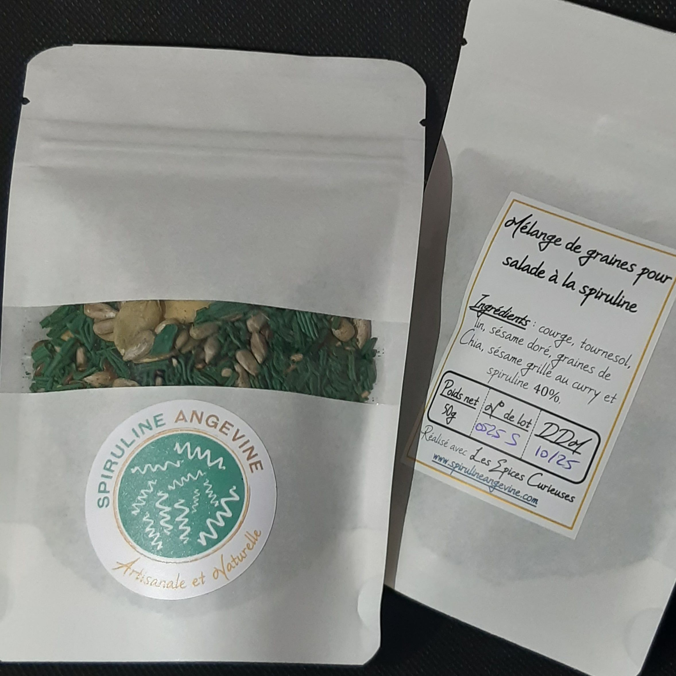 Mélange croquant de graines à la spiruline