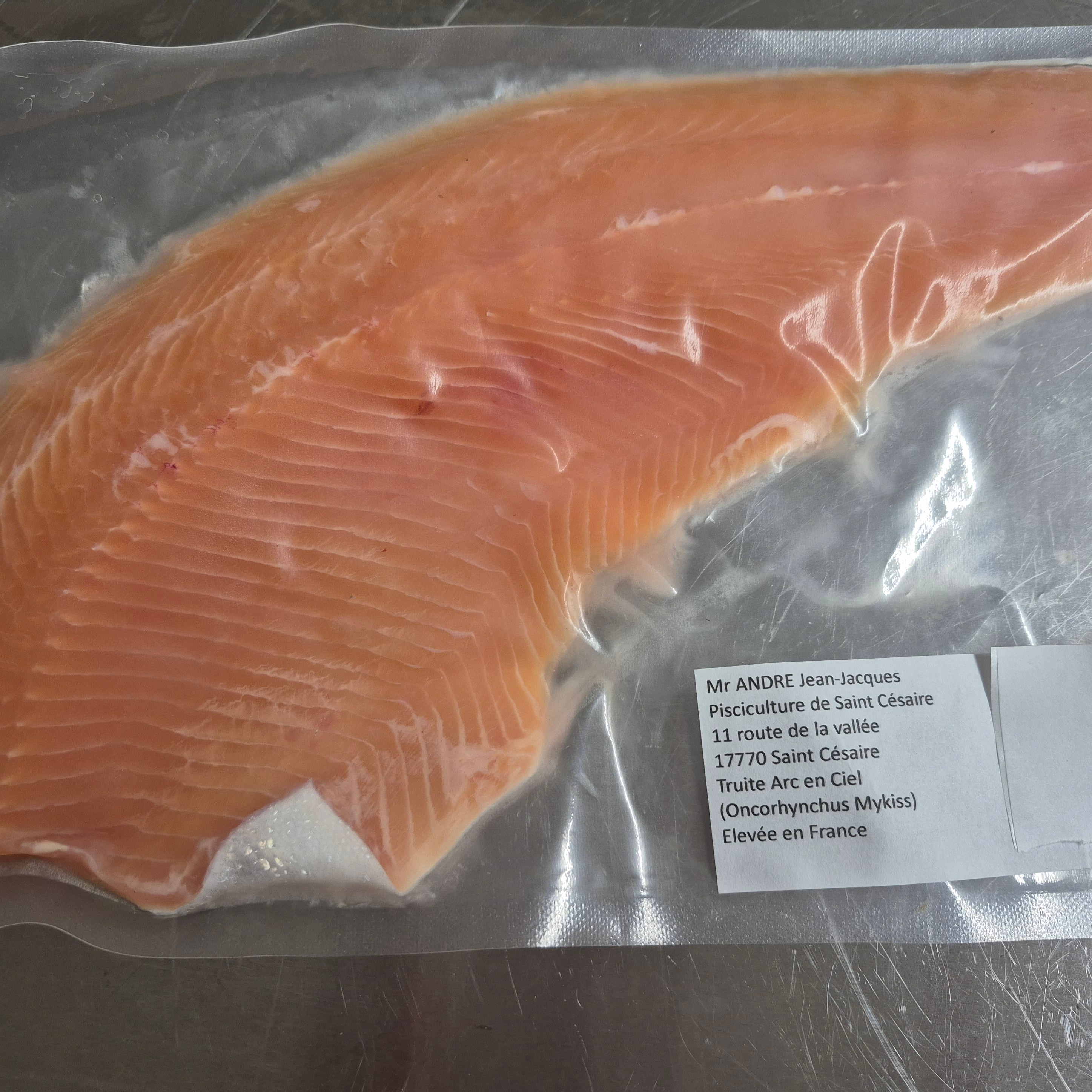 1 filet de truite fraiche pour le 22 mai ( resa avt le 19/05)