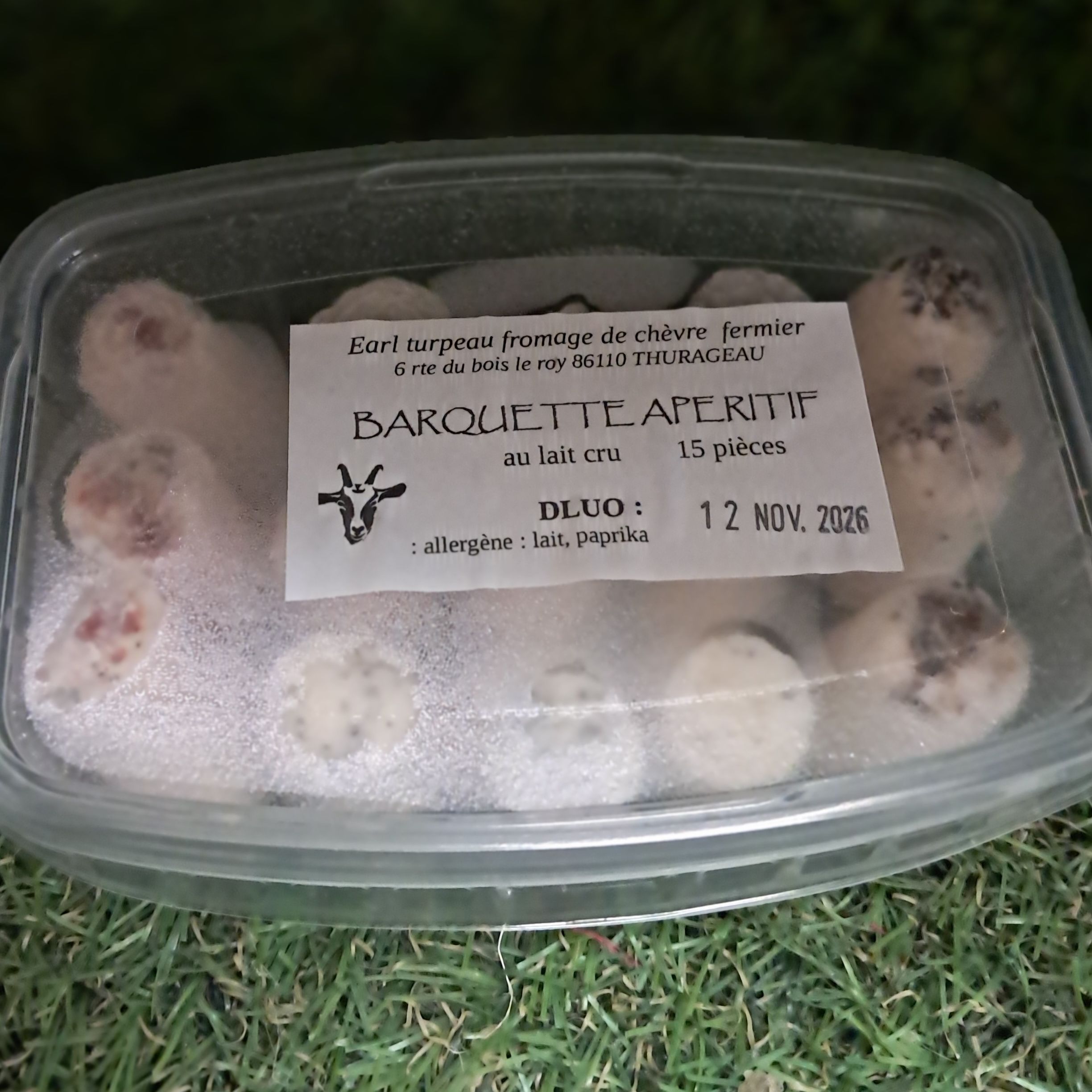 Petits fromages apéro barquette (15 pièces)