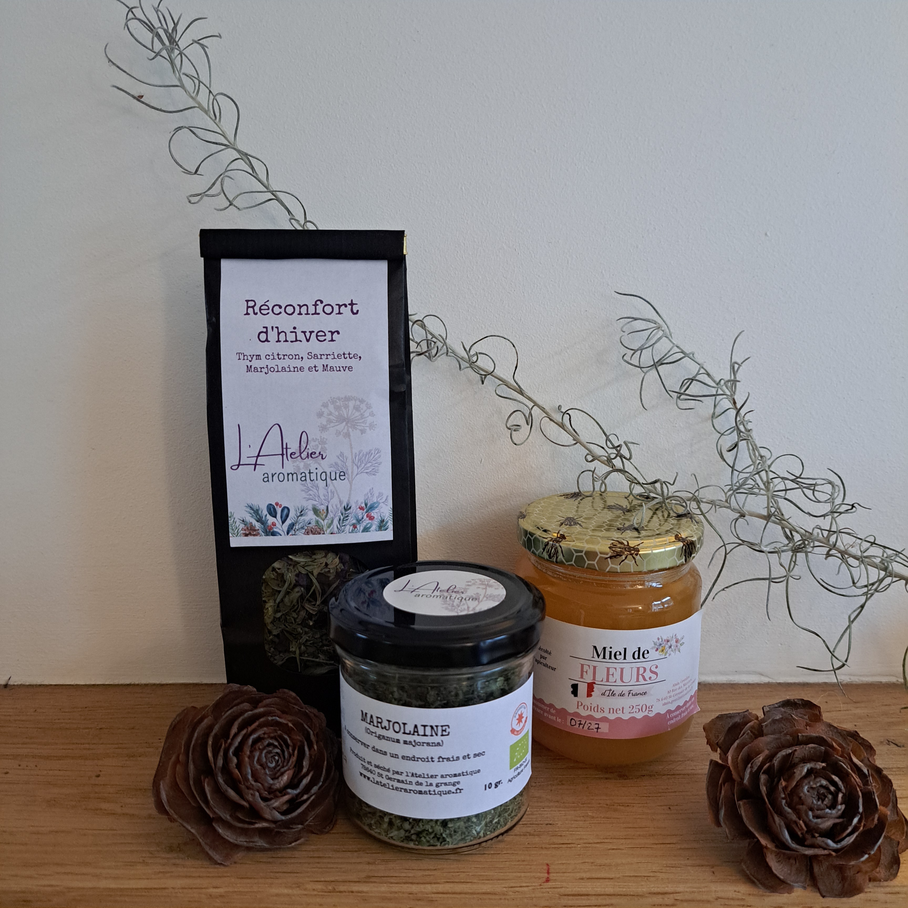 Coffret cadeau à composer (Miel/infusion au choix/aromate)