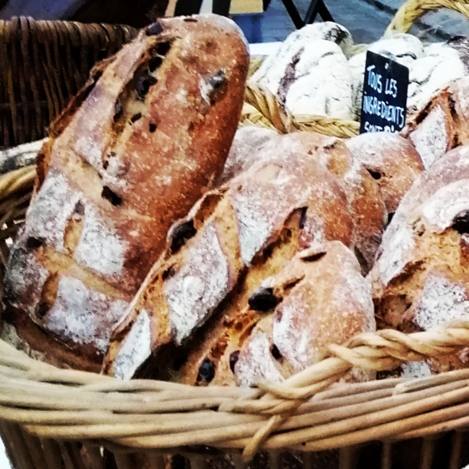 Pain aux olives