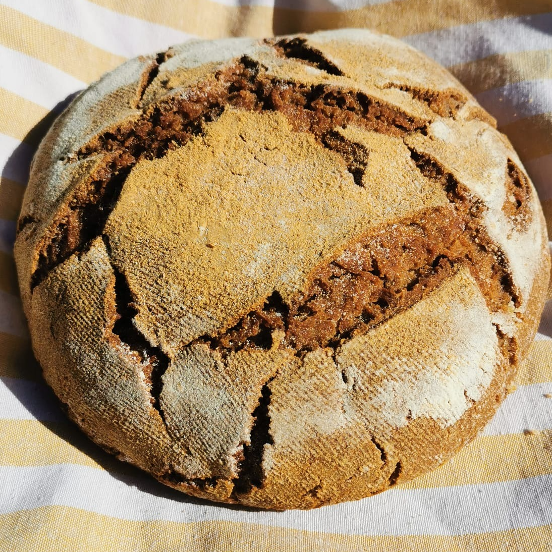 Pain à la châtaigne 350g (panier du mercredi après midi)
