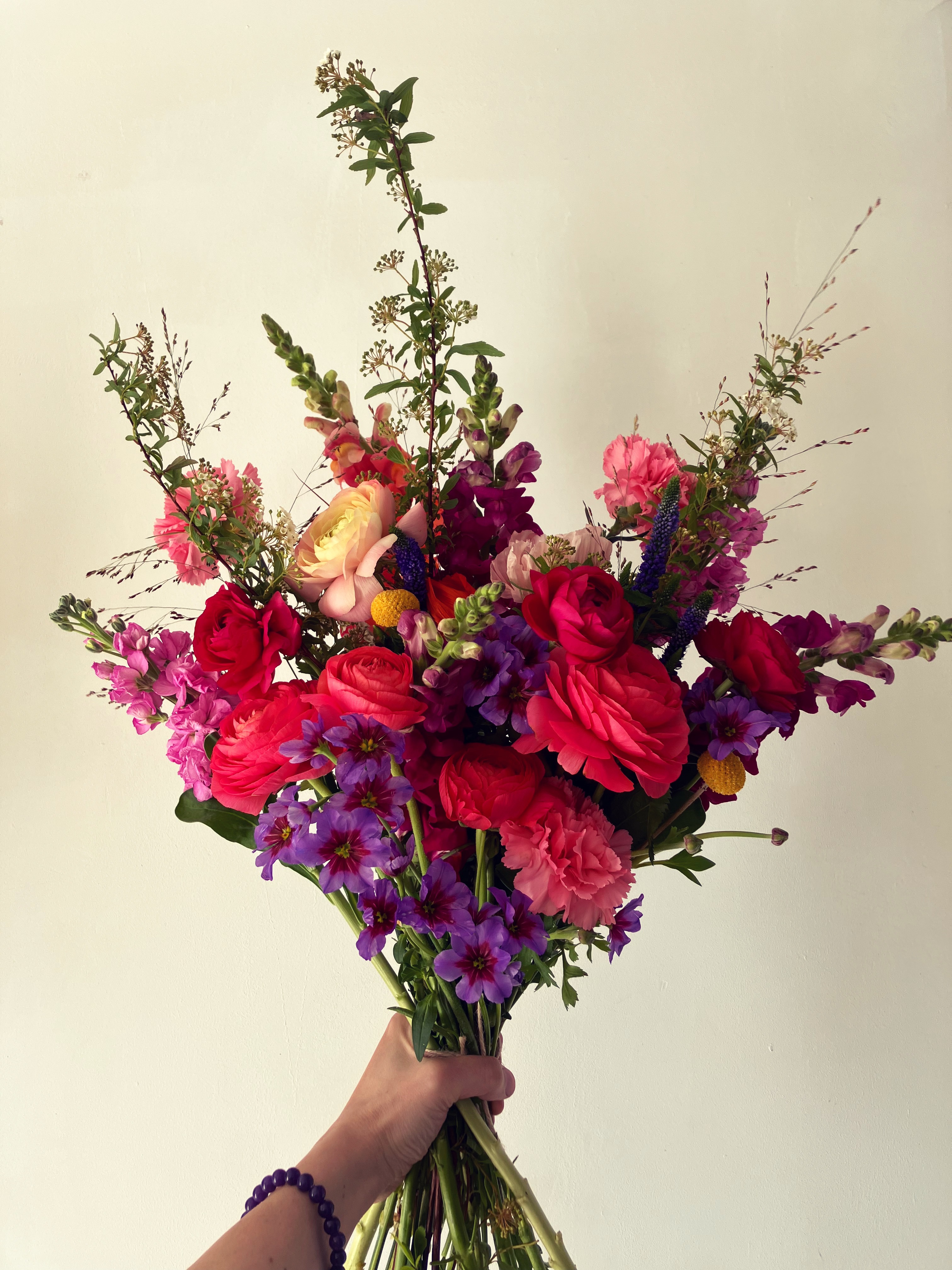 Bouquet (L) A l'Est d'Eden