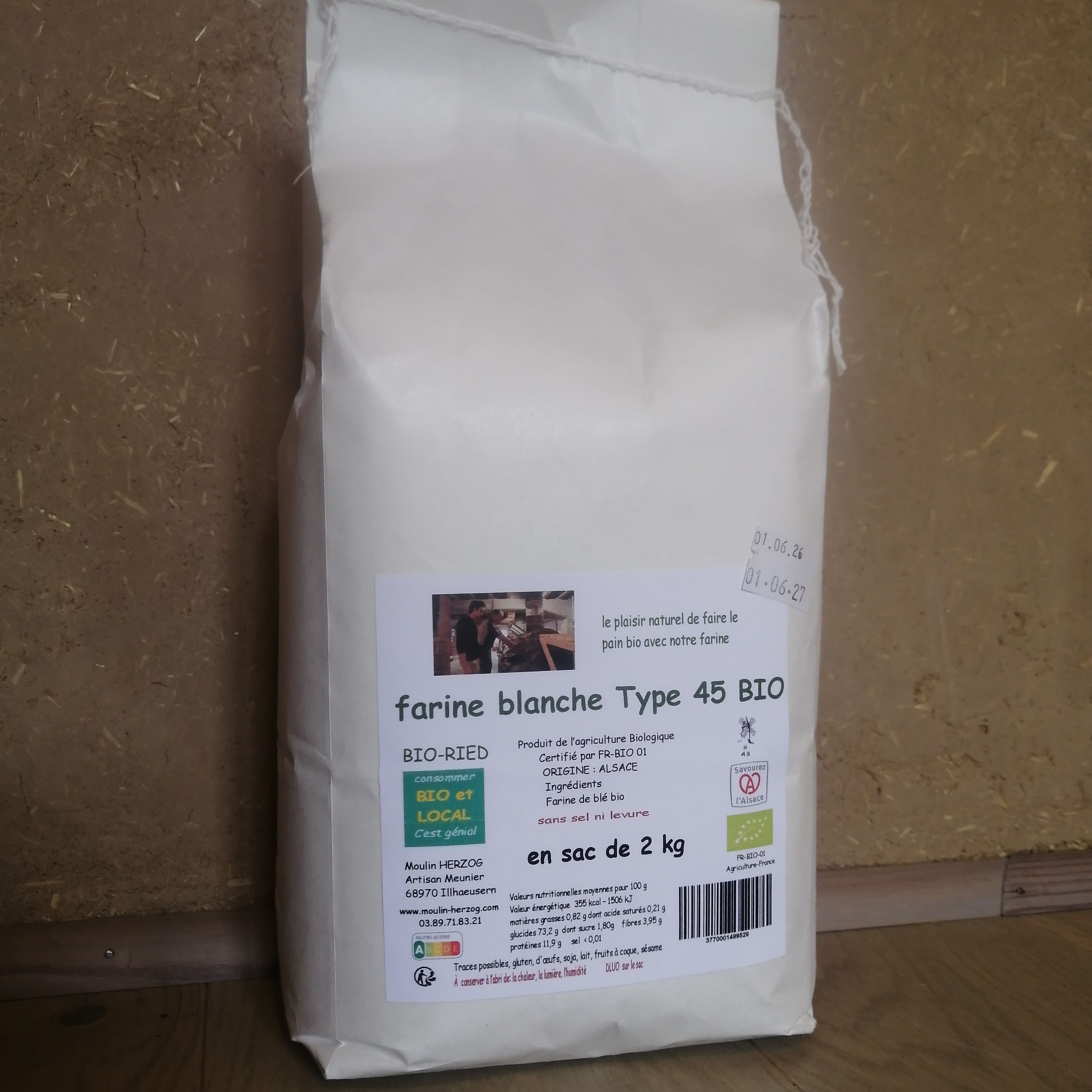 Farine de blé Blanche T45 Bio - 2 kg - Moulin Herzog