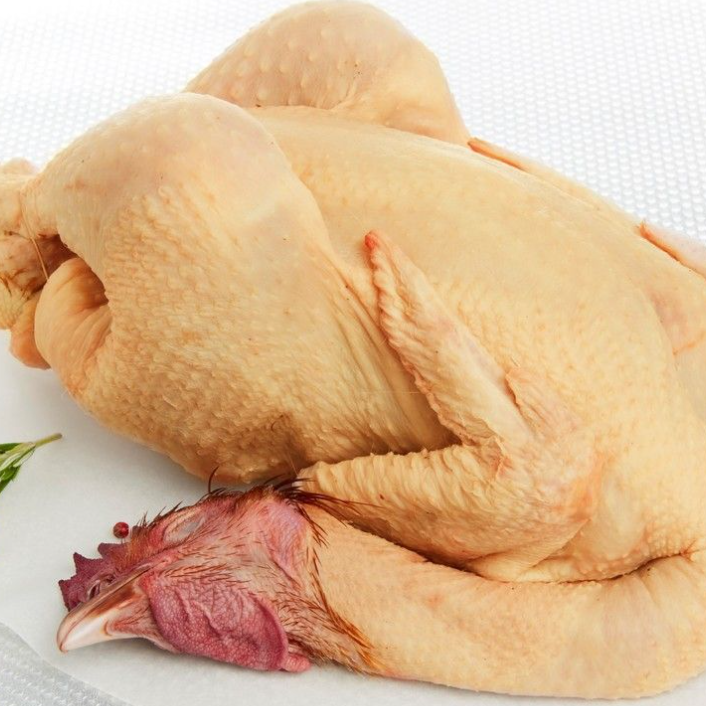 Poulet avec abats et tête - 2,3kg