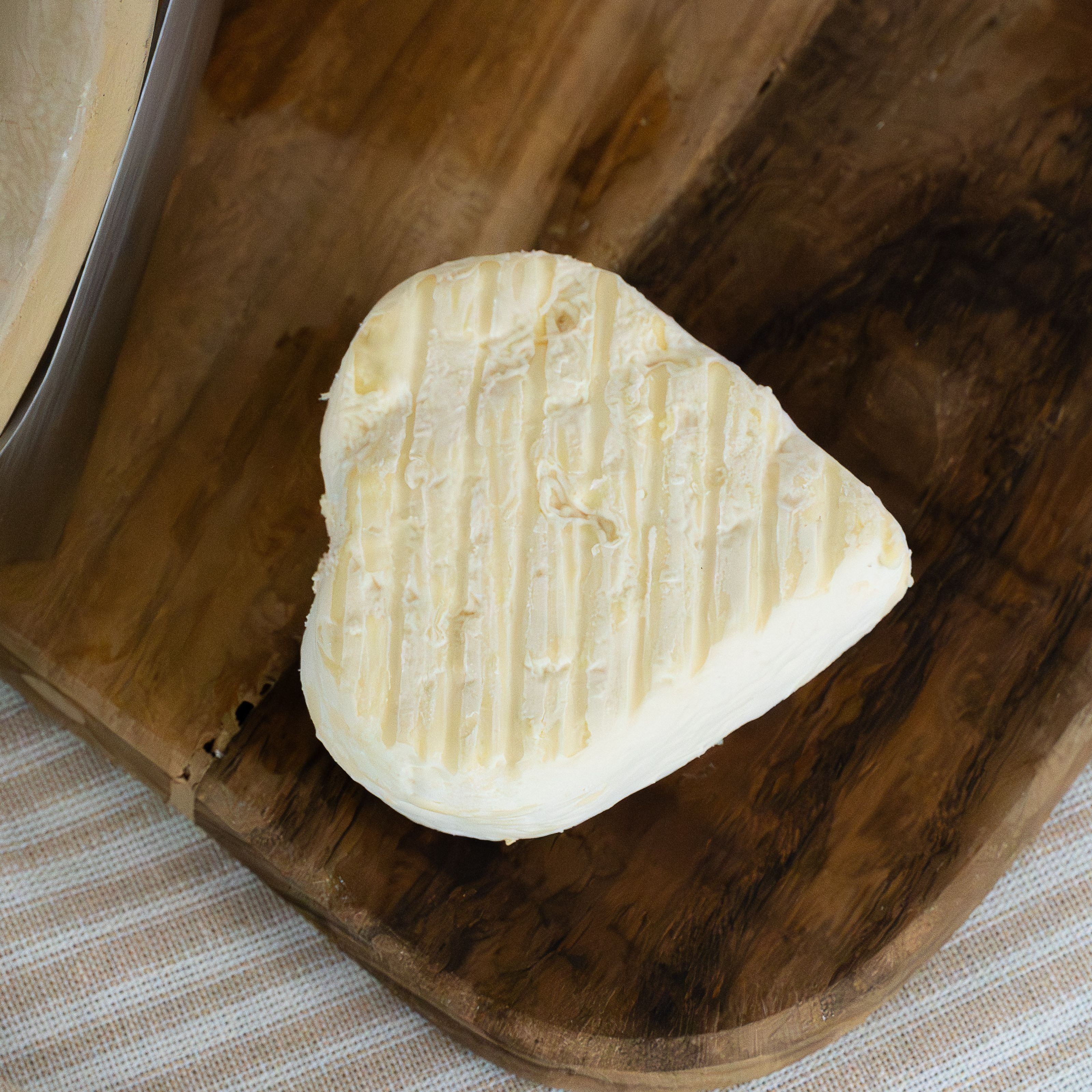 Fromages fermiers de vache 🐮au lait cru entier