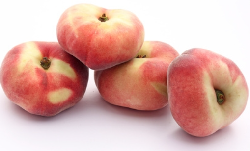 Pêche blanche plate