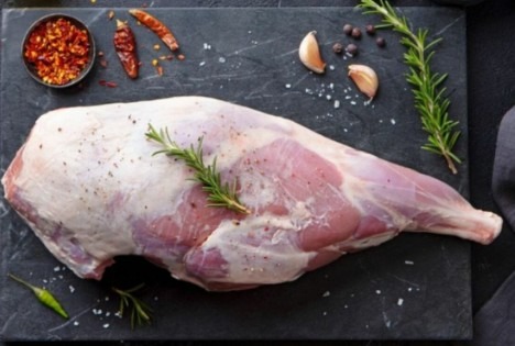 Gigot d’agneau  3 et 4 avril - 2kg