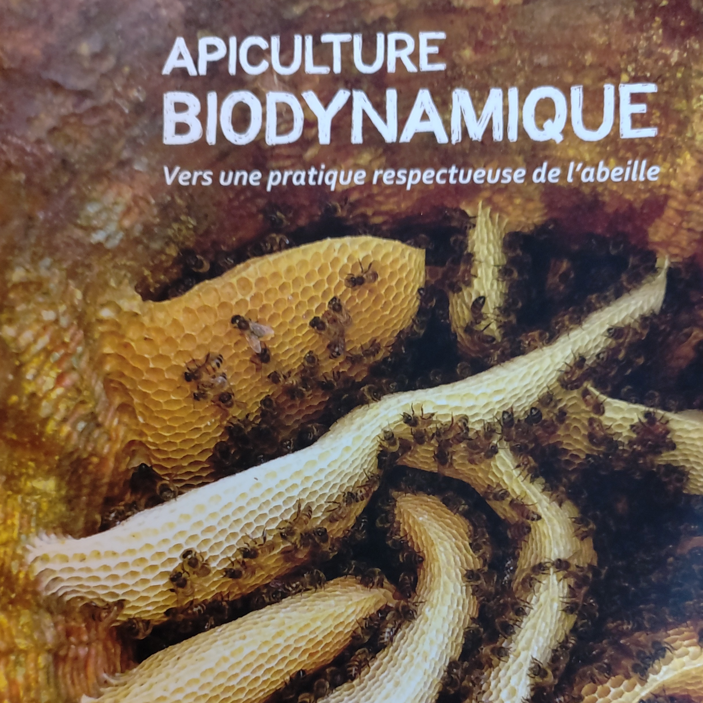 LIVRE: APICULTURE BIODYNAMIQUE