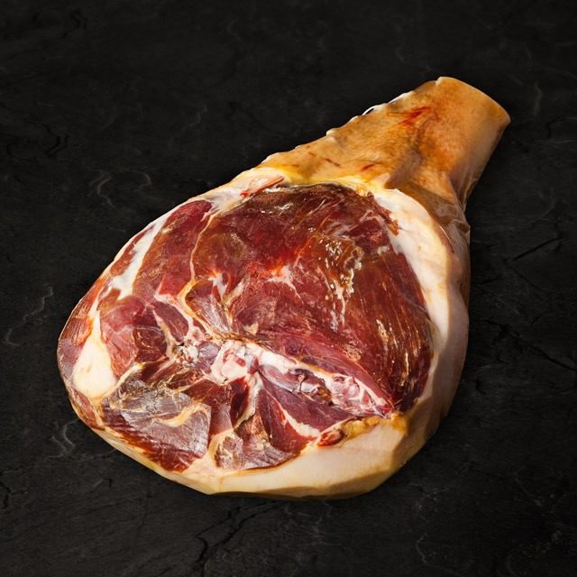 Jambon Entier désossé Noir de Bigorre AOP Grand CRU 30 mois - 6kg