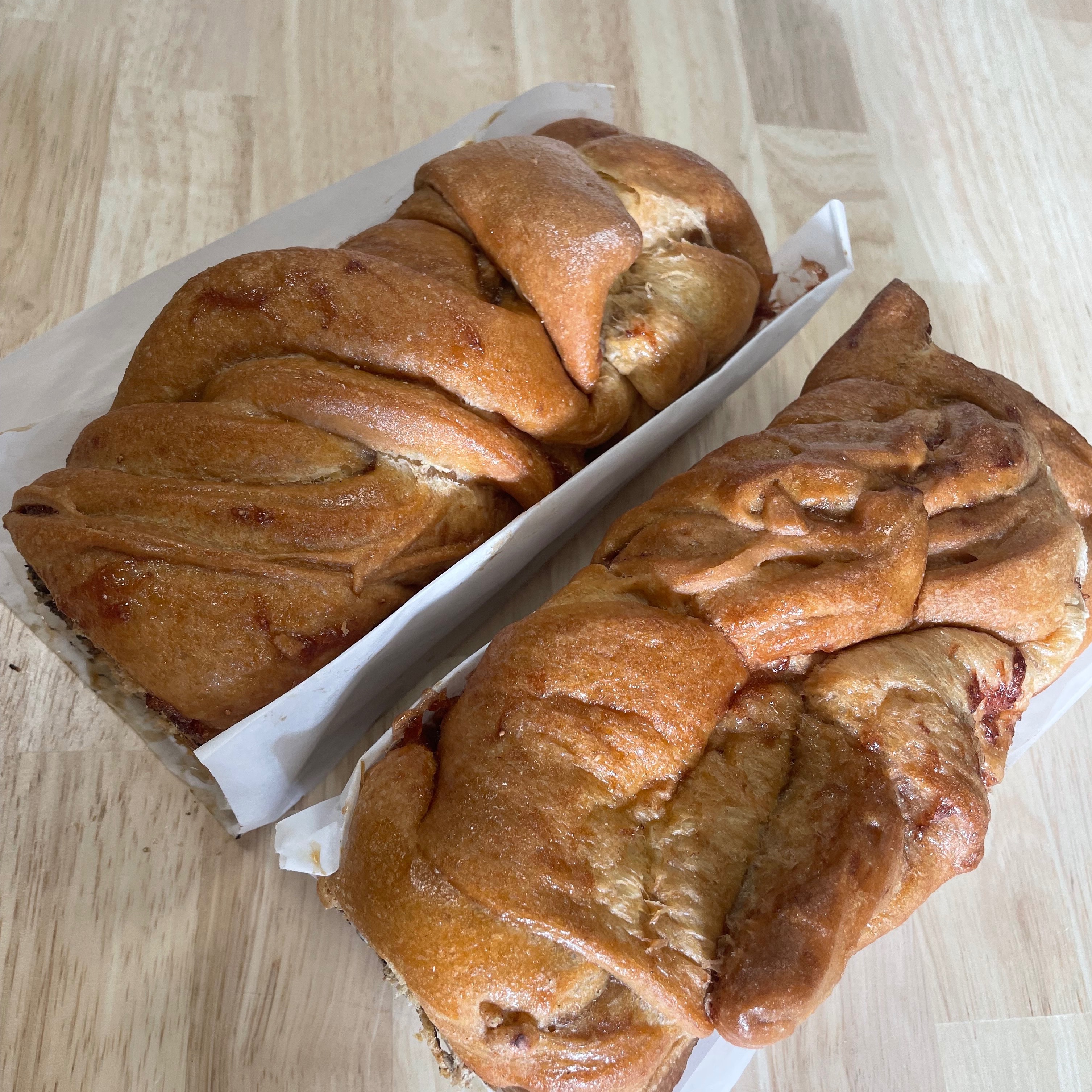 Brioche tressée fruits rouge