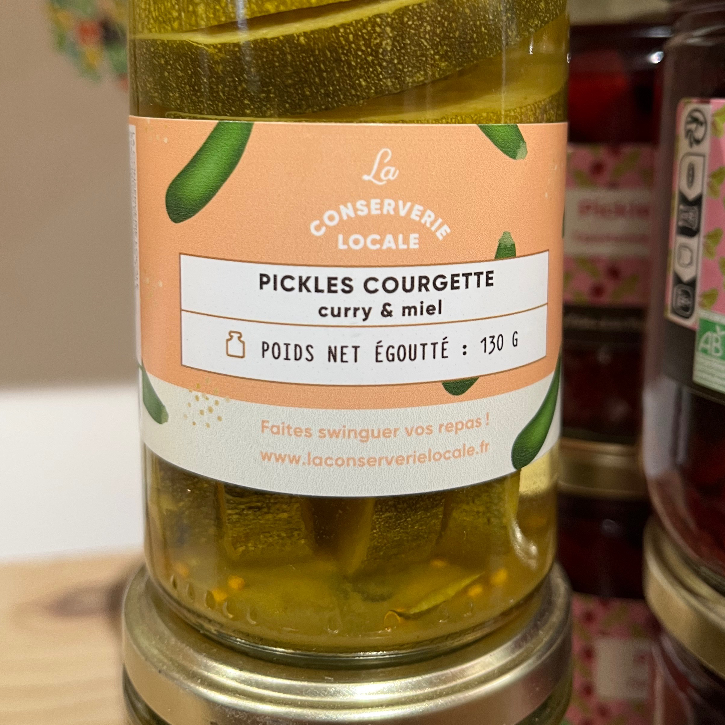 PICKLES COURGETTE CURRY MIEL (235G)