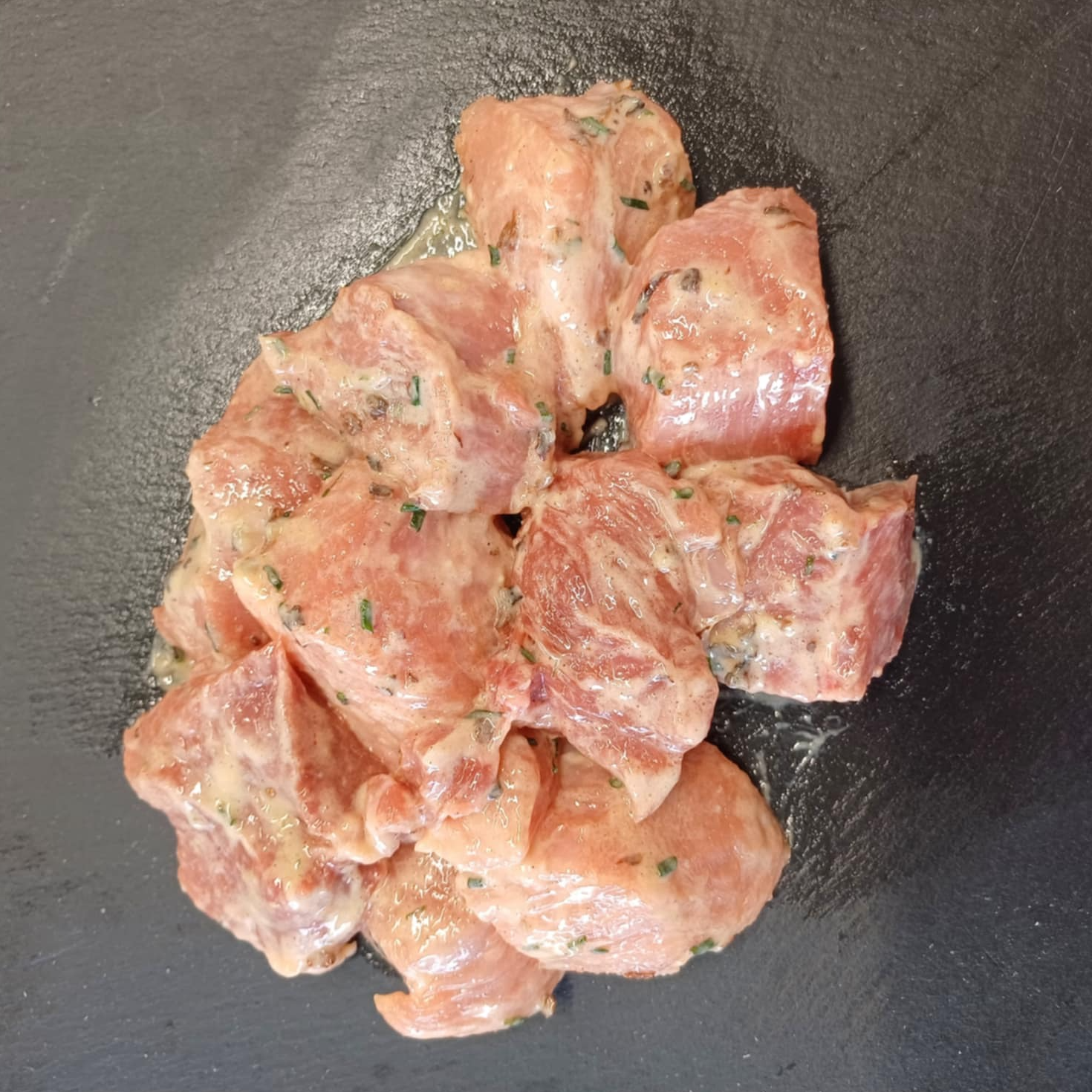 Sauté de porc crème girolles - 500g