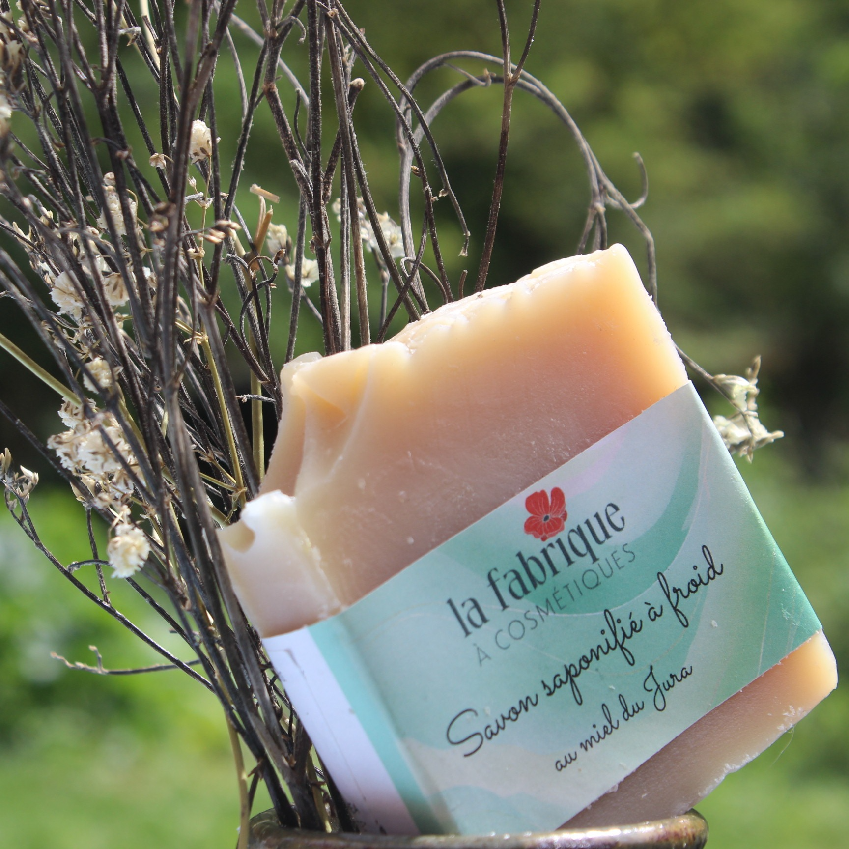 Le miel des Monts - Savon solide artisanal au miel du Jura - 100g