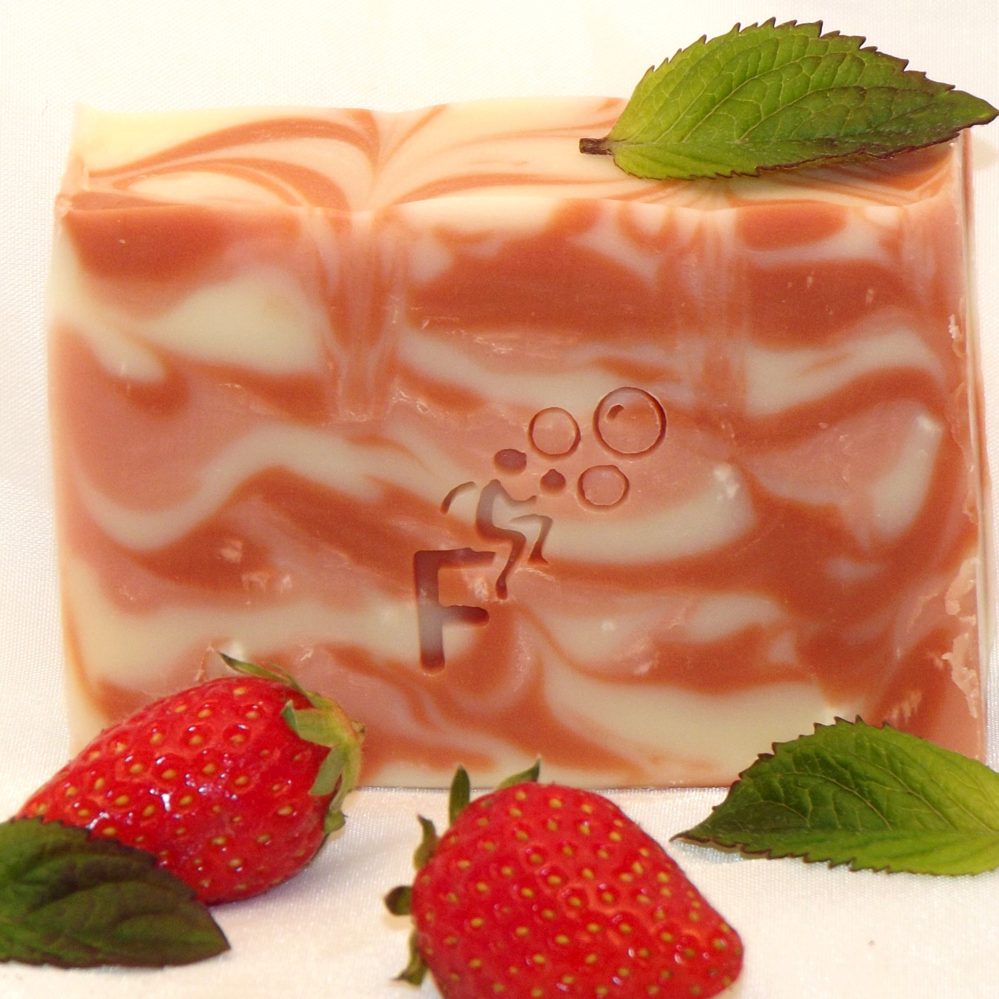 Fraisy savon surgras aux huiles essentielles 100g