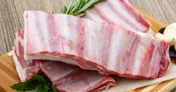 Poitrine d’agneau  3 et 4 avril - 0,5kg