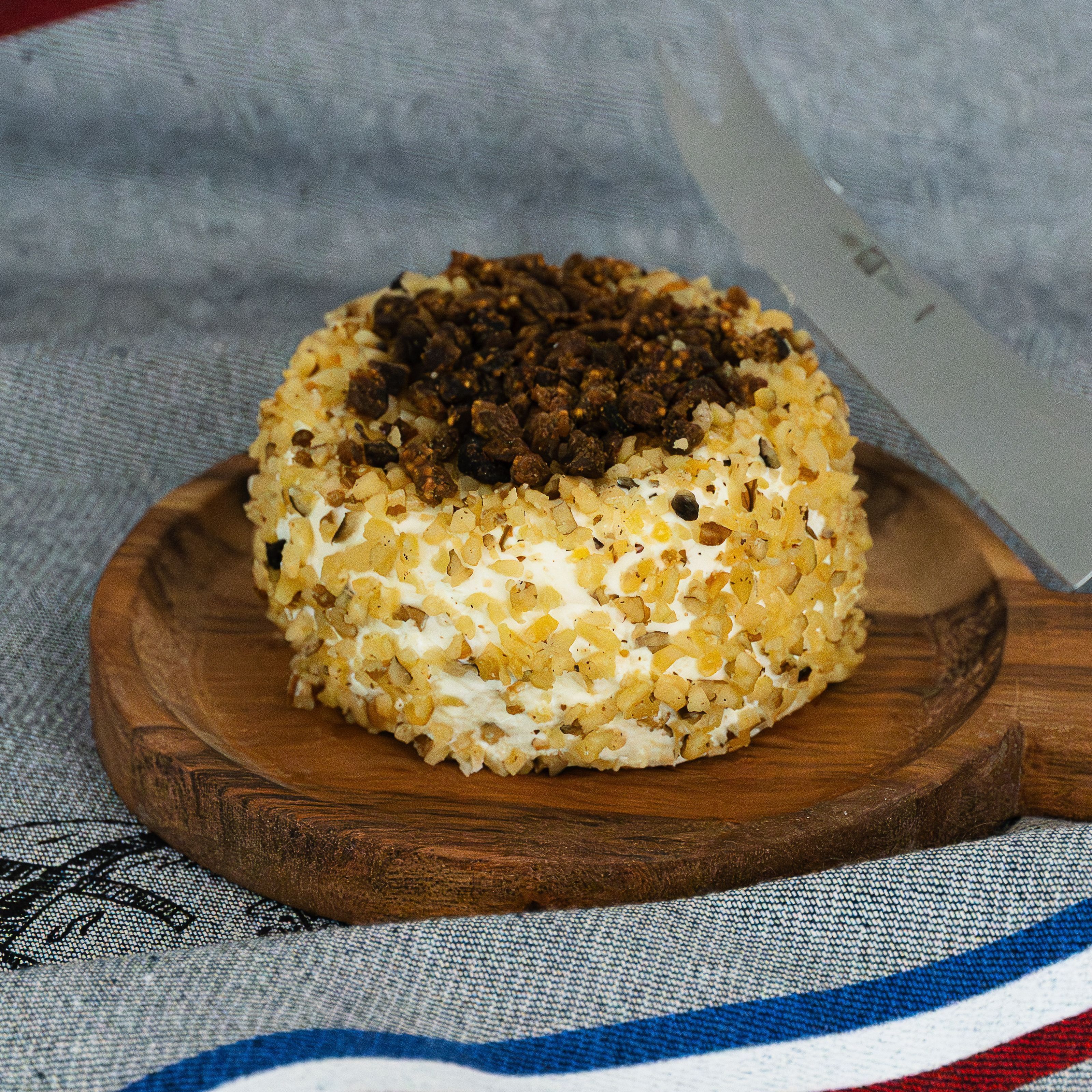 Fromages aromatisés de mi-chèvre🐐 mi-vache🐮au lait cru entier