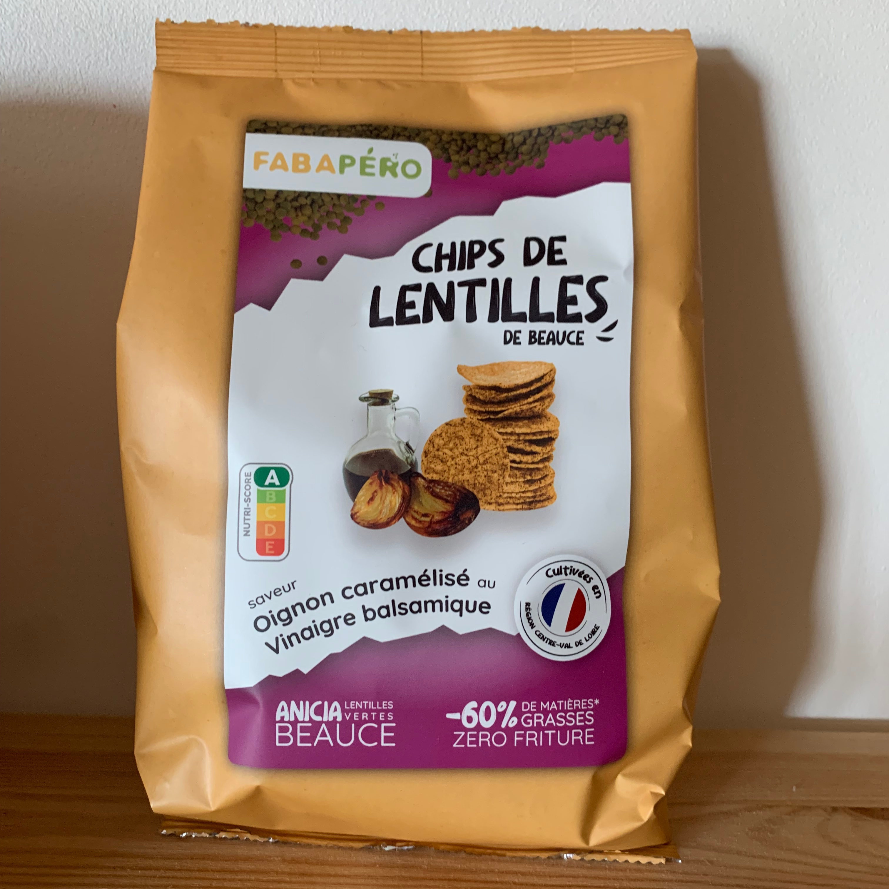 CHIPS DE LENTILLES AU VINAIGRE ET OIGNONS CARAMELISES