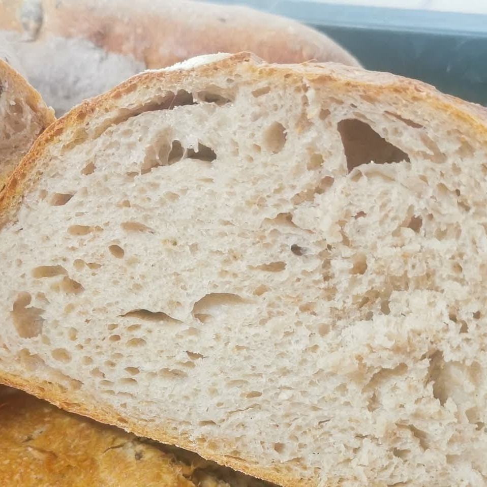 Grosse miche semi-complet 1kg (panier du mercredi après-midi)