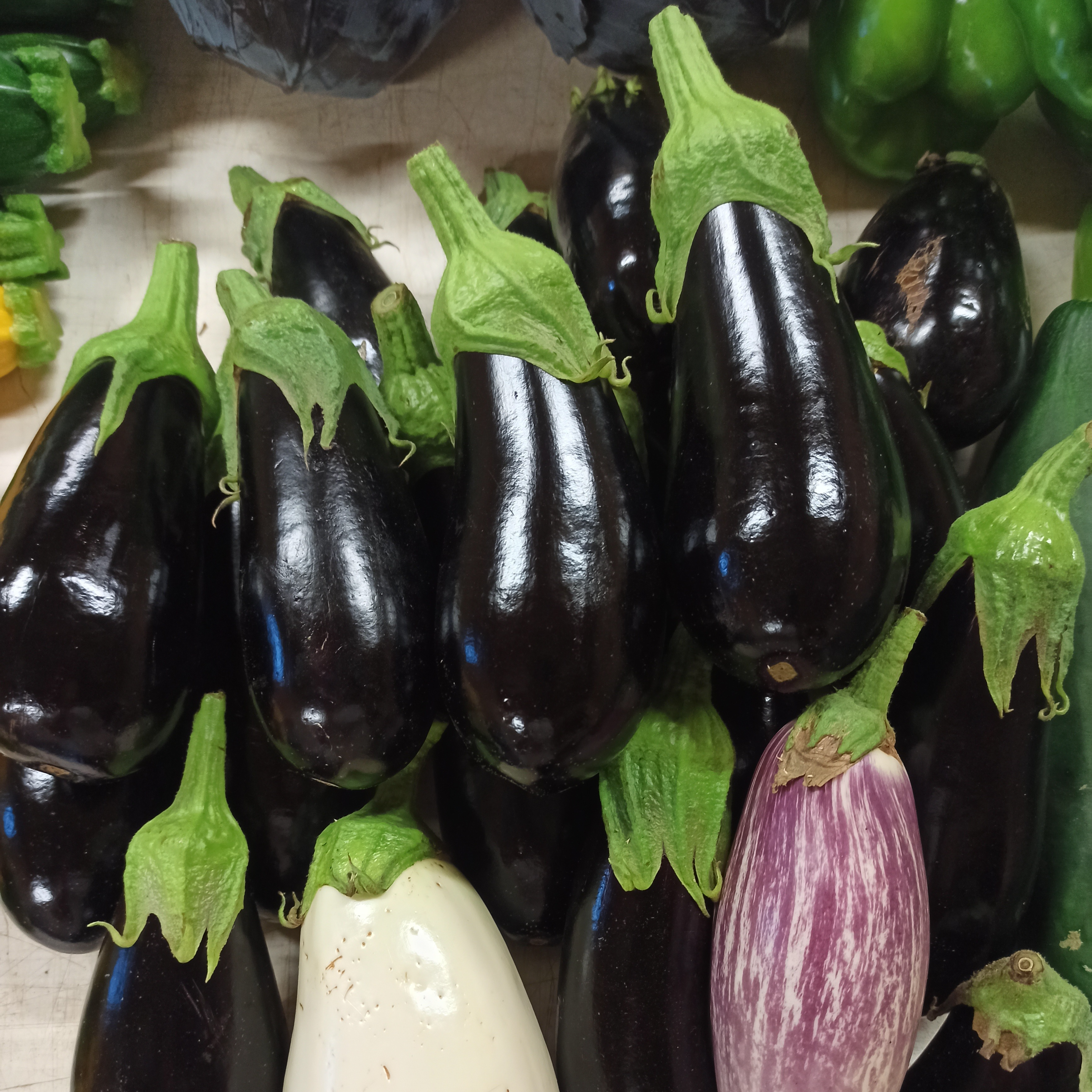 Aubergines - 350g