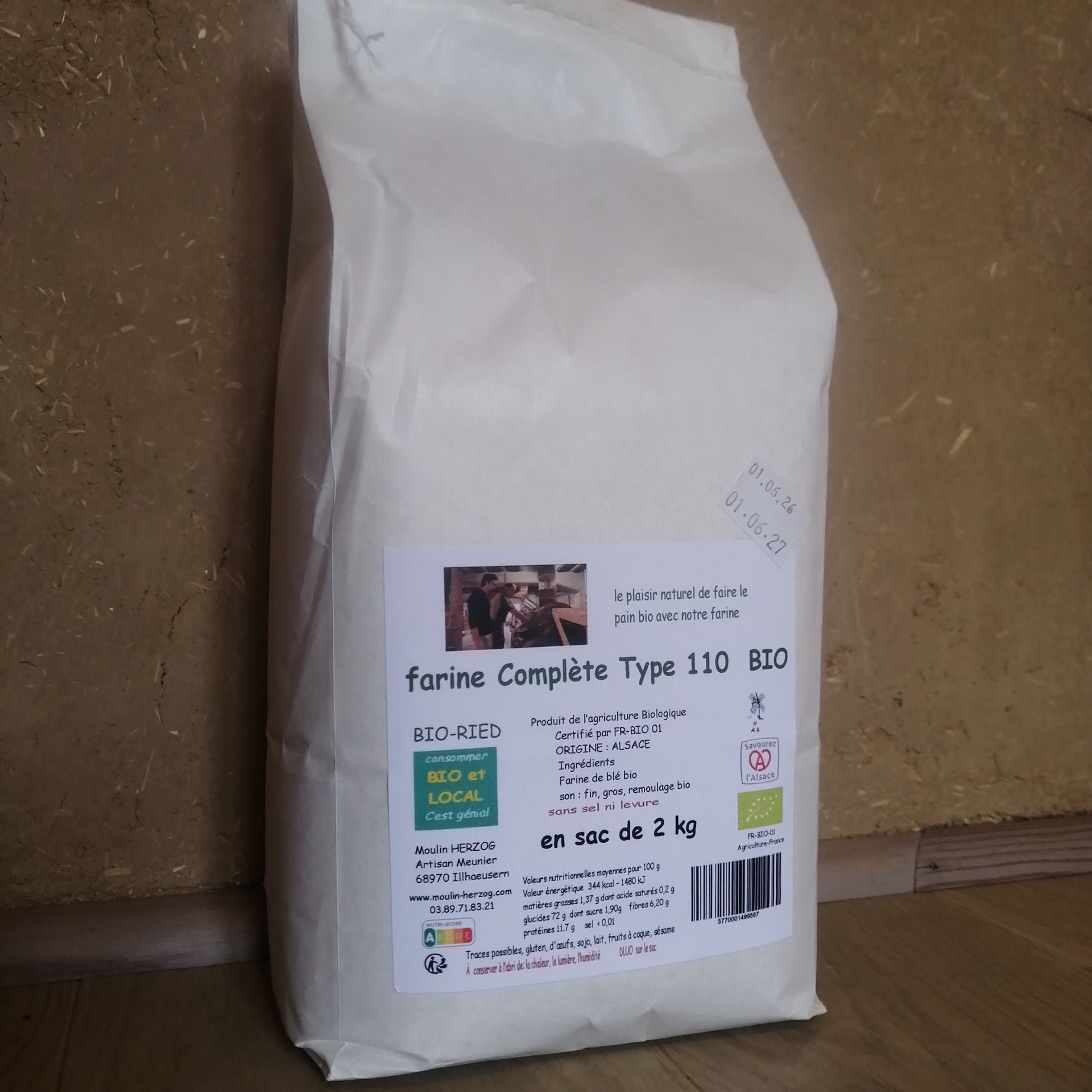 Farine de blé complète T110 Bio - 2 kg - Moulin Herzog